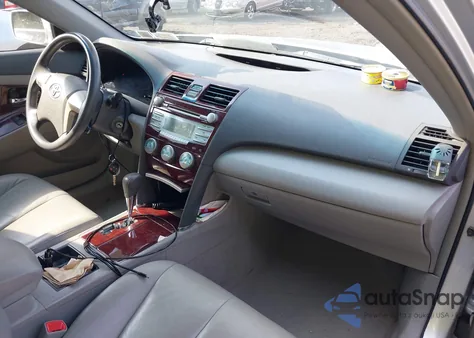 2009 Toyota Camry Le z USA, uszkodzony, nr VIN 4T4BE46K69R123495